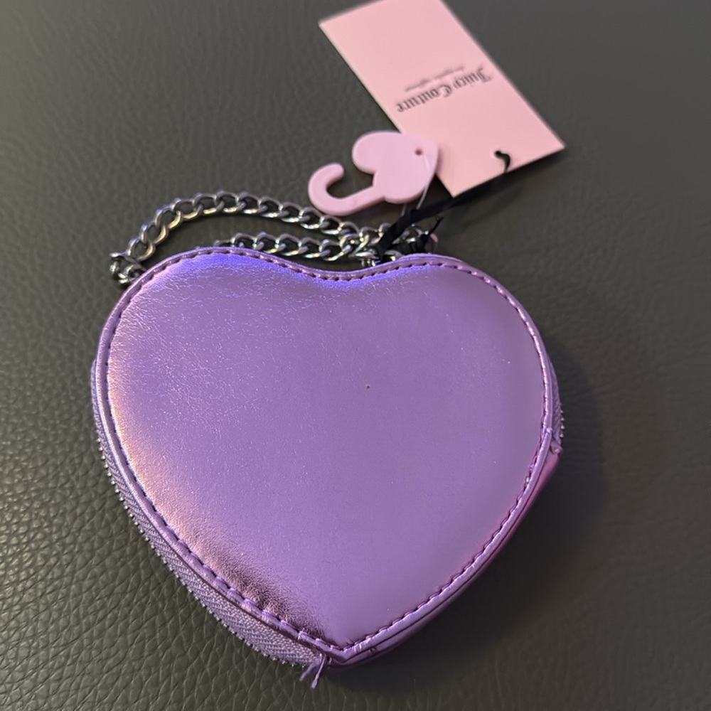 Juicy🍊 Couture "String of Pearls" Heart🩷 Zip Around in Violet💜 Tulle - NWT - Picture 4 of 5